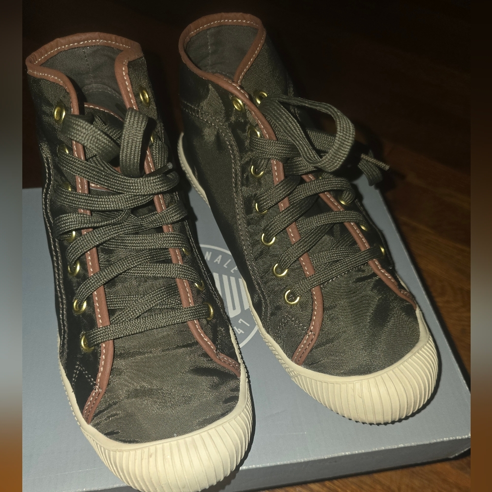 Palladium Olive and Brown Sneakers